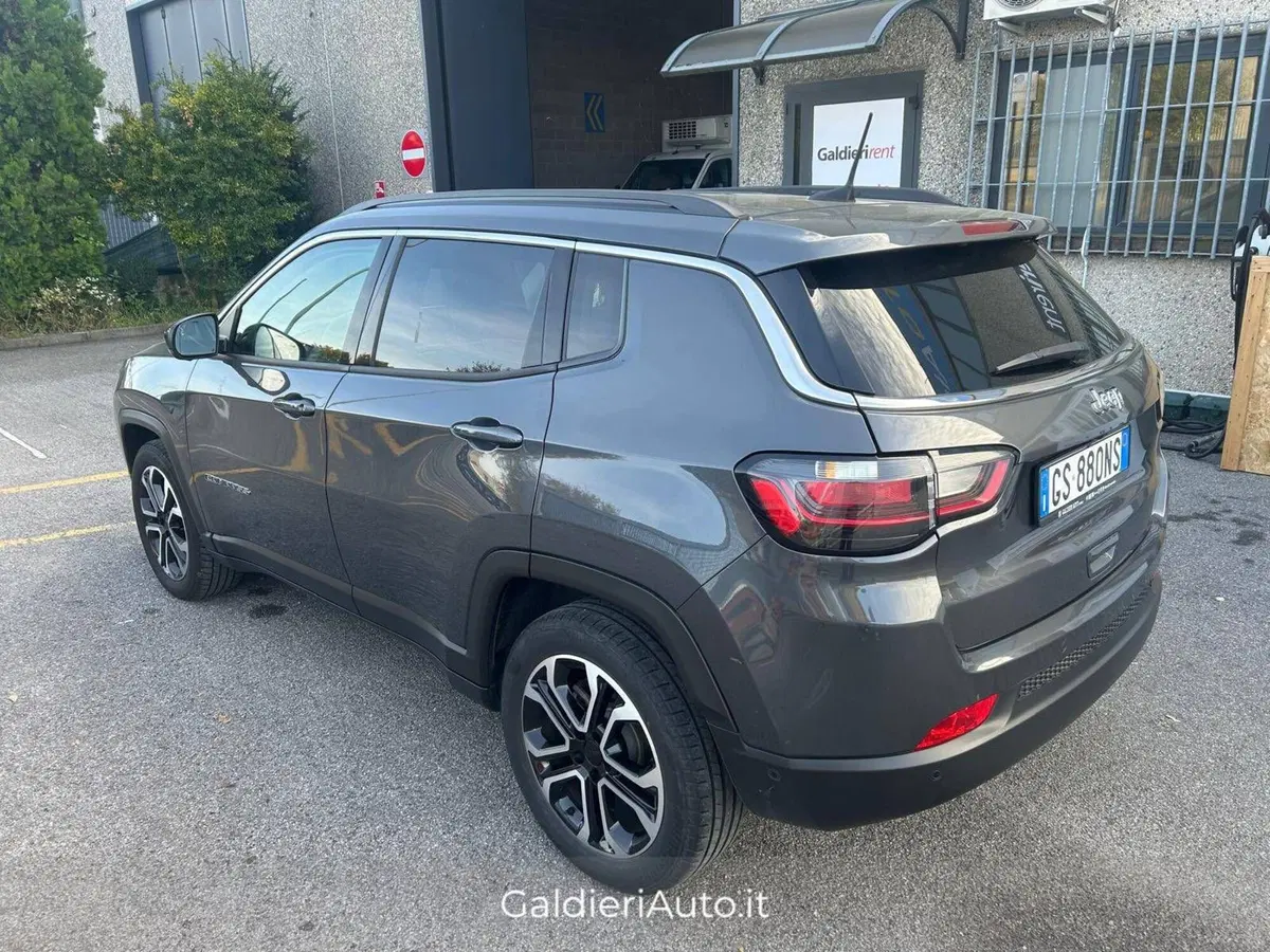 Jeep Compass usata a Salerno (19)