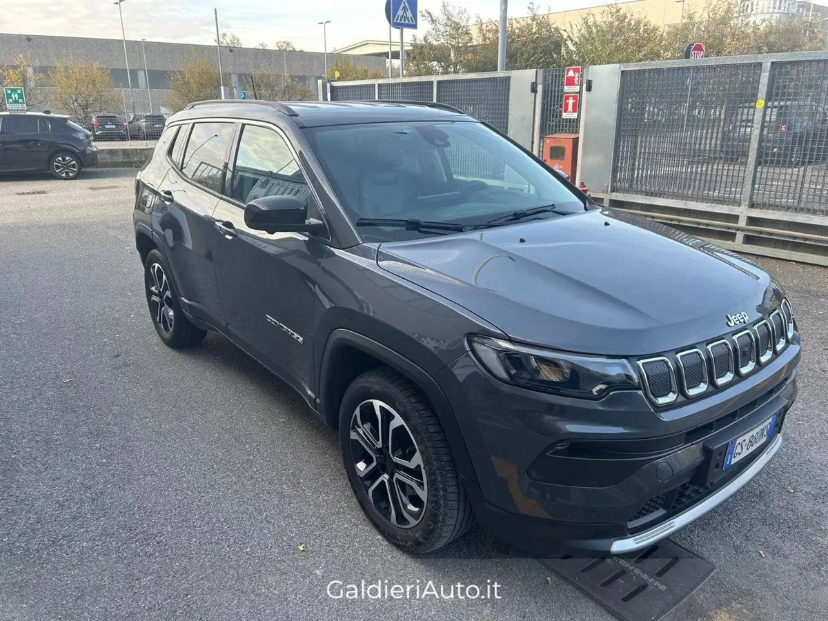 Jeep Compass usata a Salerno (2)