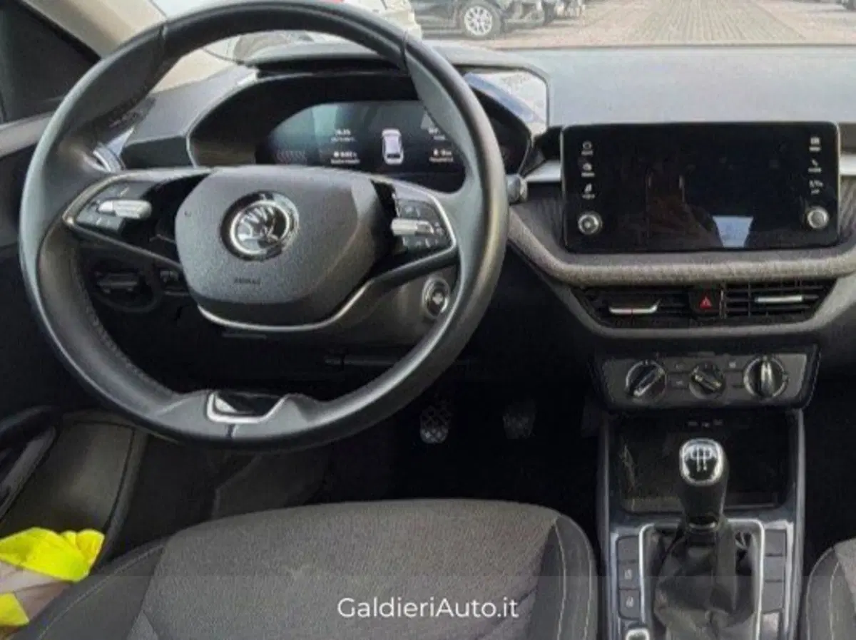 Skoda Fabia usata a Salerno (18)