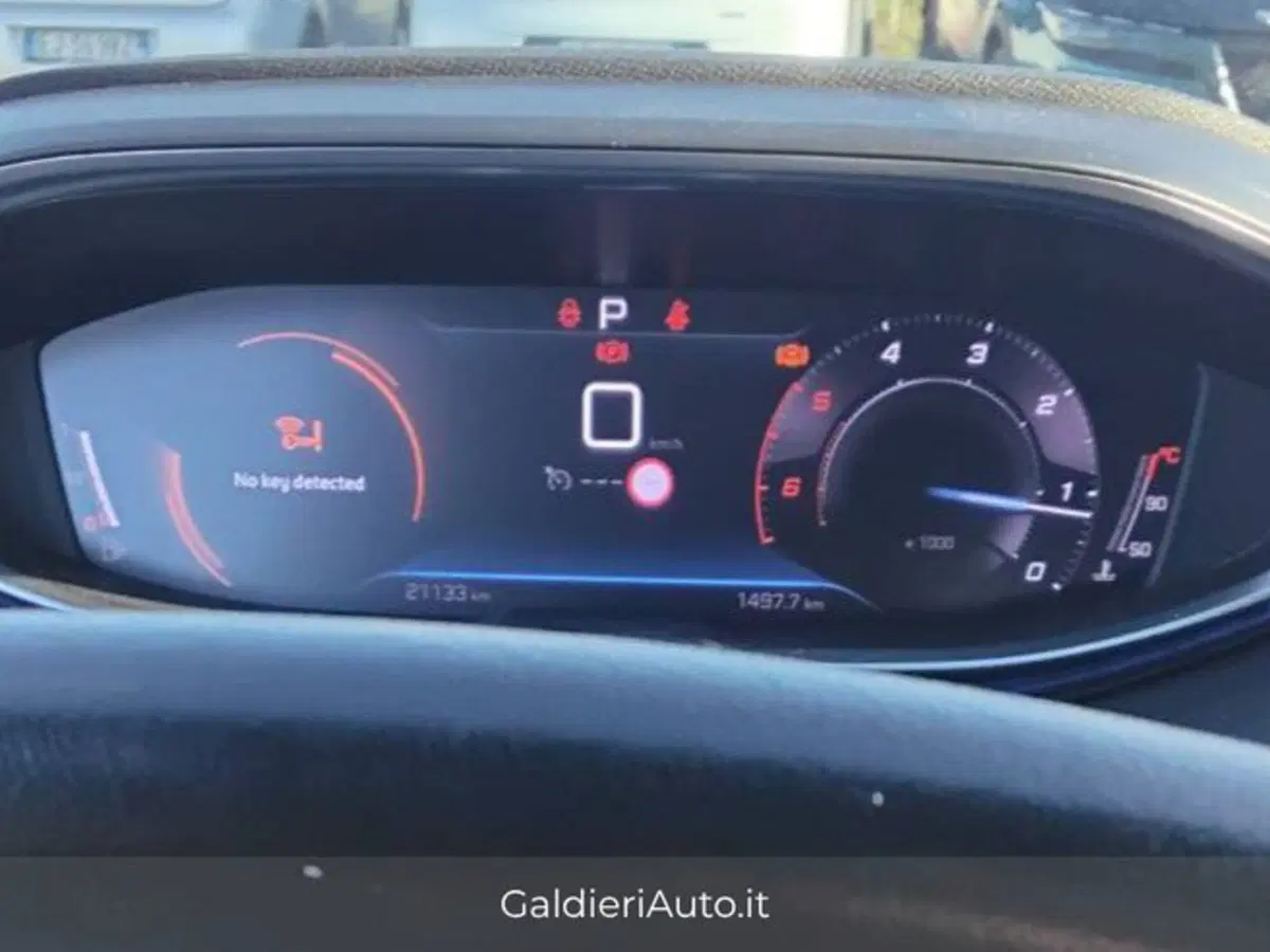 Peugeot 3008 usata a Salerno (7)