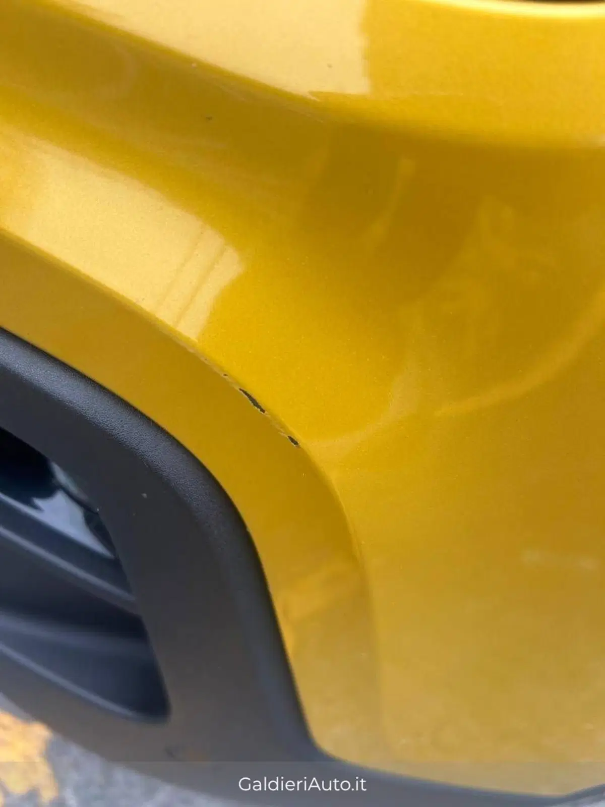 Jeep Avenger usata a Salerno (3)