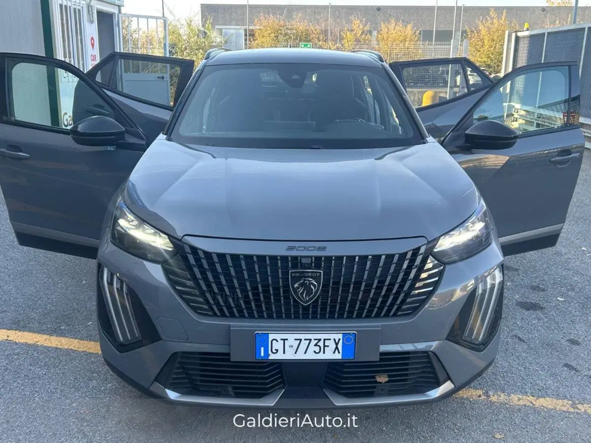 Peugeot 2008 usata a Salerno (16)