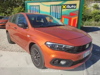 Fiat Tipo Station Wagon Tipo SW 1.0 t3 Cross 100cv del 2023 usata a Fisciano