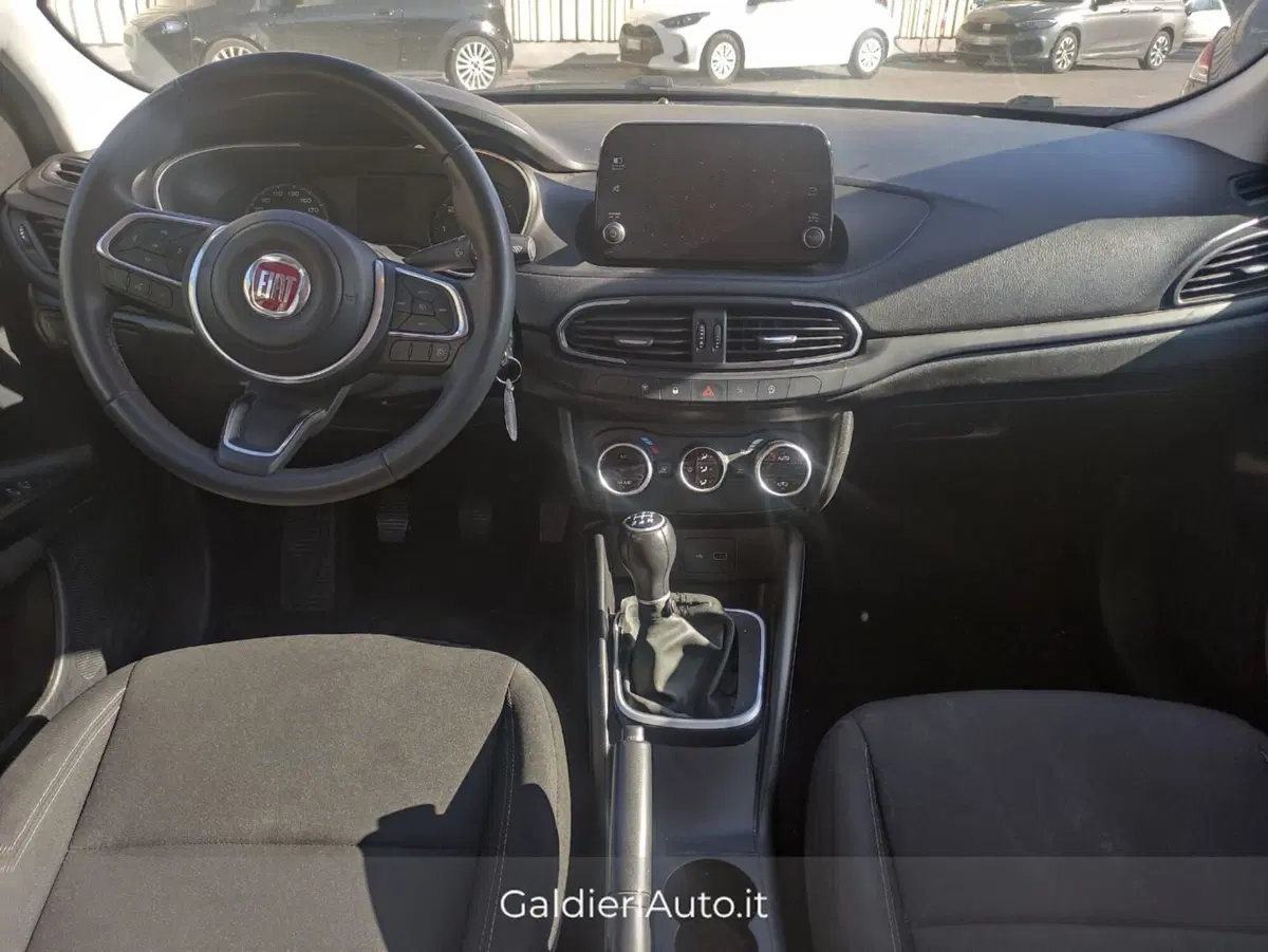 Fiat Tipo Station Wagon usata a Salerno (16)