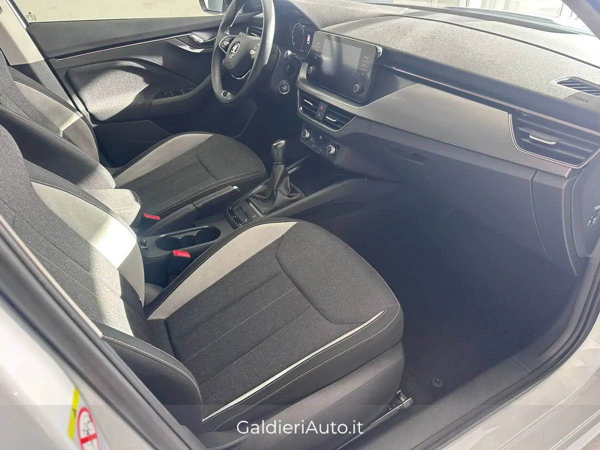 Skoda Kamiq usata a Salerno (11)