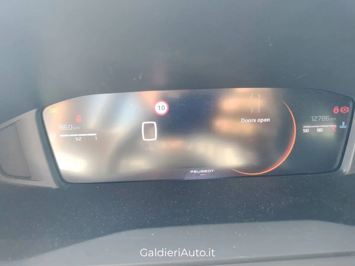 Peugeot 208 usata a Salerno (10)