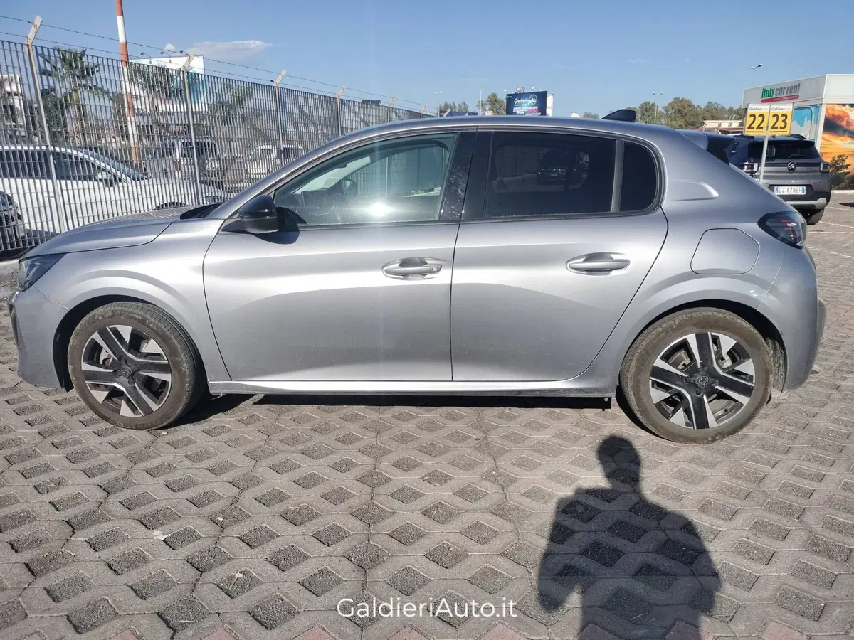 Peugeot 208 usata a Salerno (16)