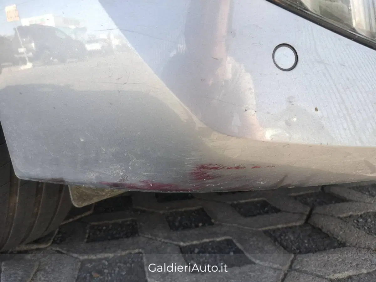 Peugeot 208 usata a Salerno (3)