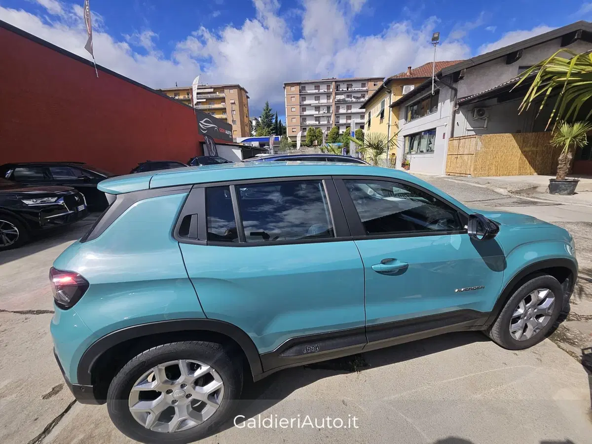 Jeep Avenger usata a Salerno (19)