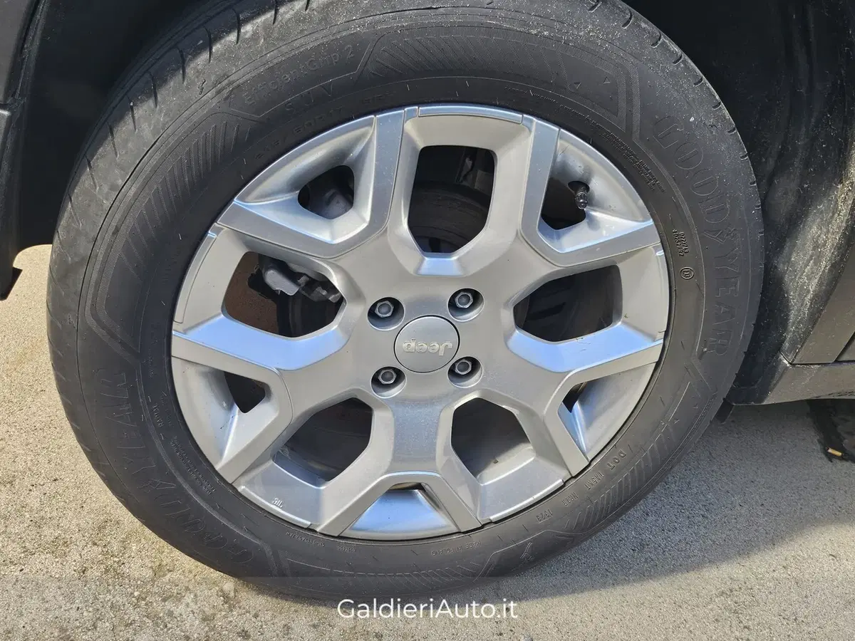 Jeep Avenger usata a Salerno (6)