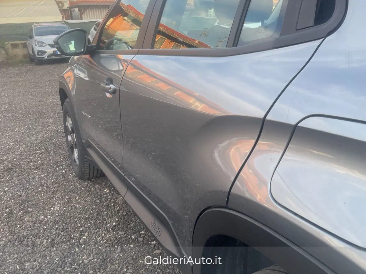 Jeep Avenger usata a Salerno (15)
