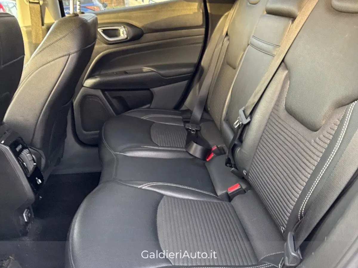 Jeep Compass usata a Salerno (12)