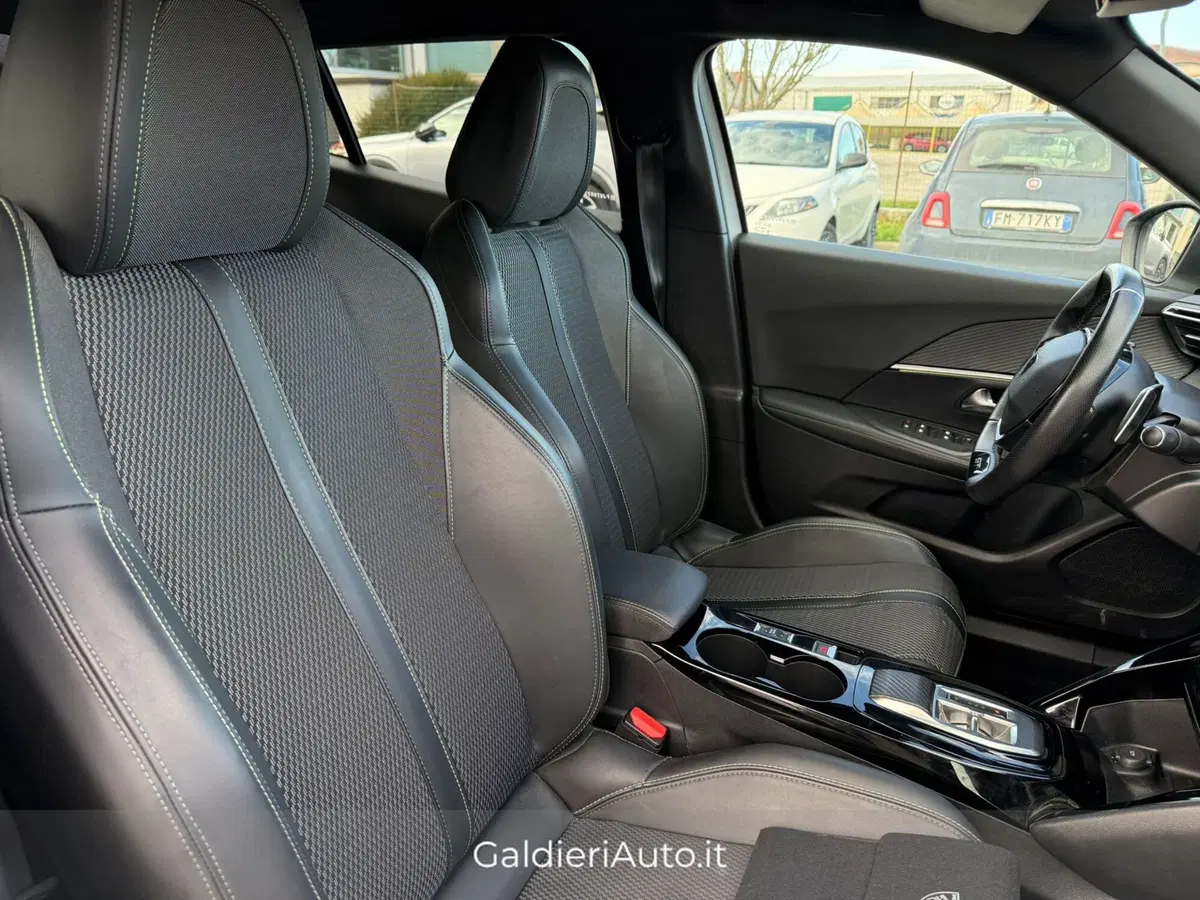 Peugeot 2008 usata a Salerno (12)
