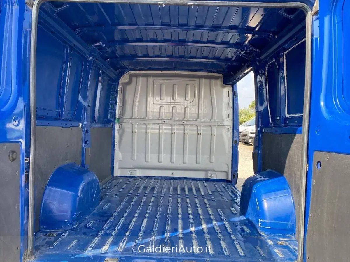 Peugeot Boxer Furgone usata a Salerno (8)