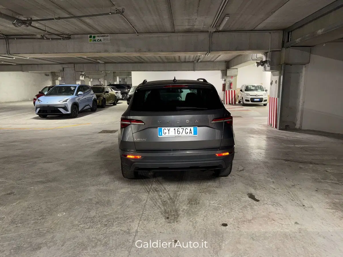 Skoda Karoq usata a Salerno (6)