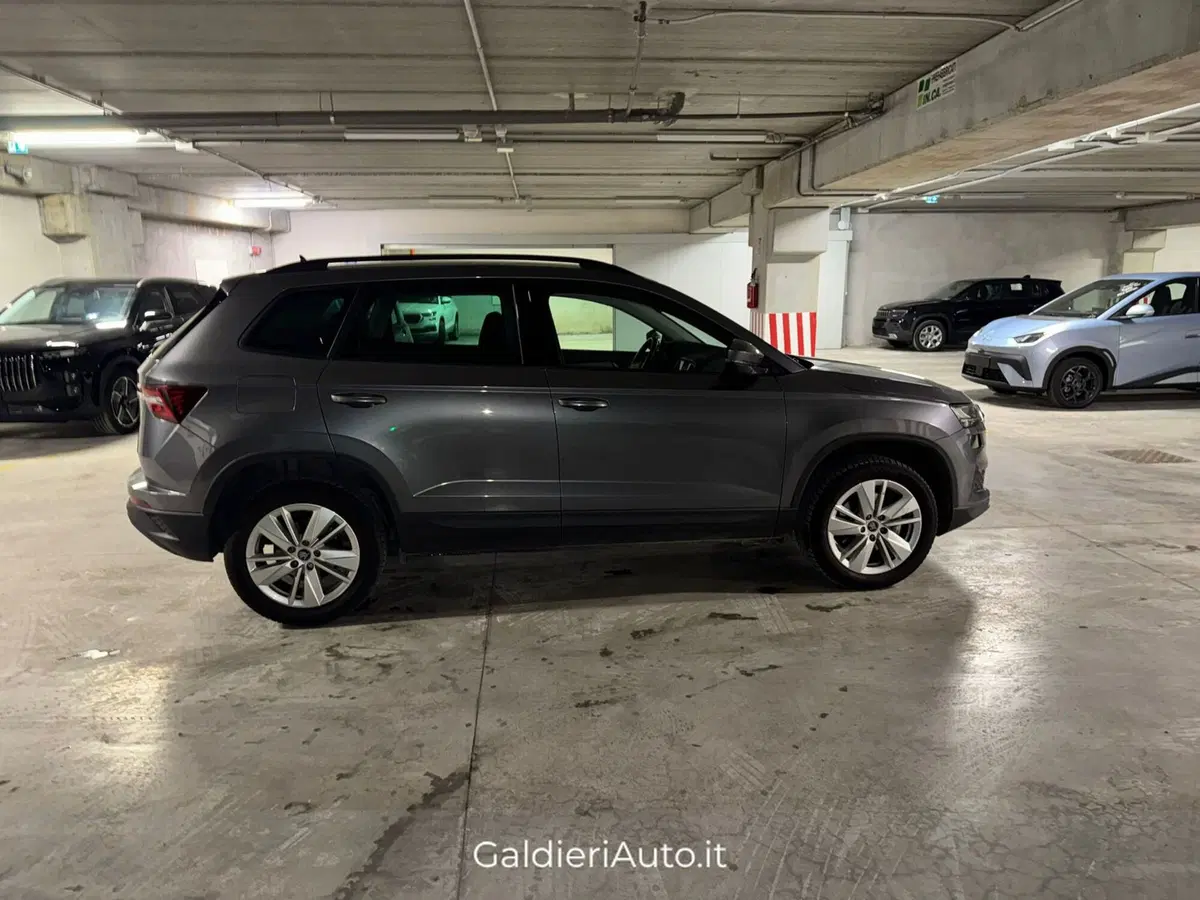 Skoda Karoq usata a Salerno (7)