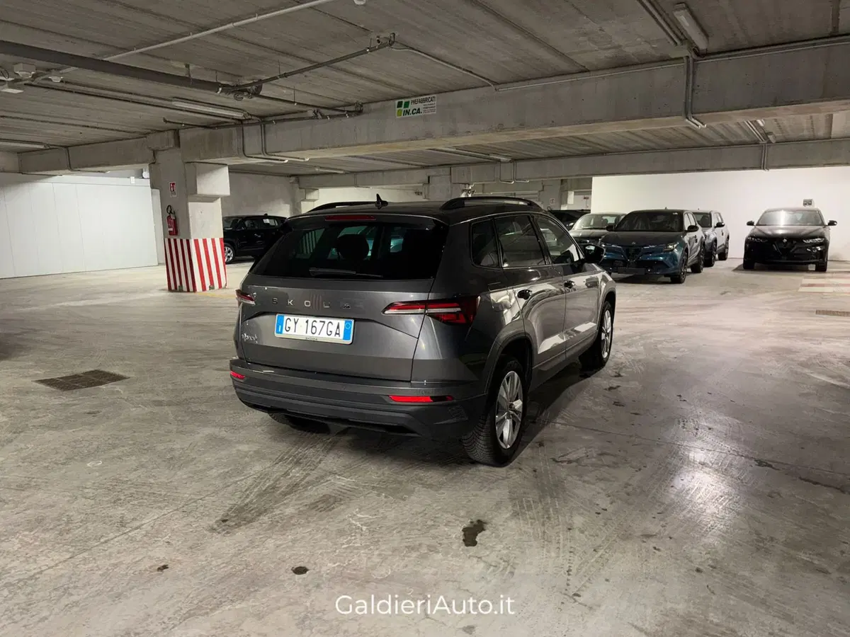 Skoda Karoq usata a Salerno (8)