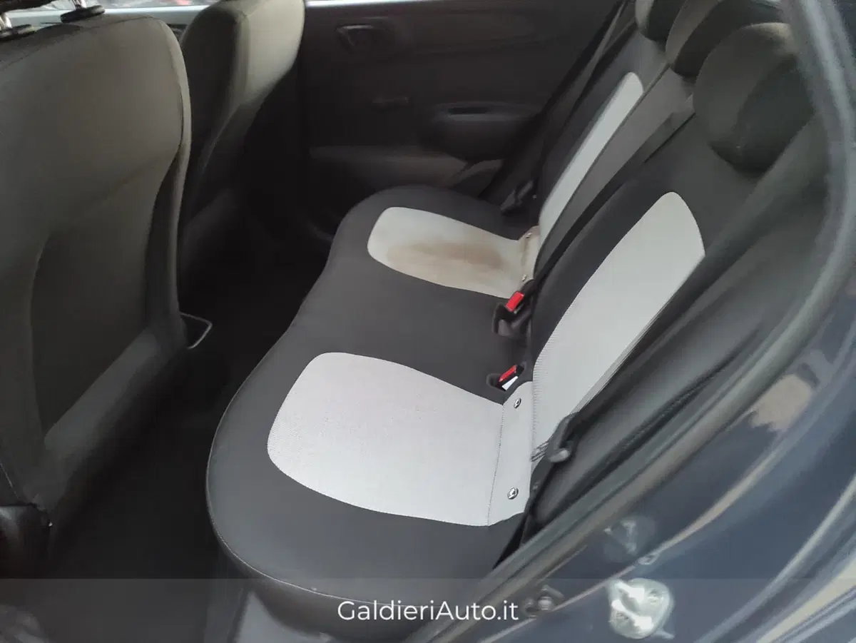 Hyundai i10 usata a Salerno (11)