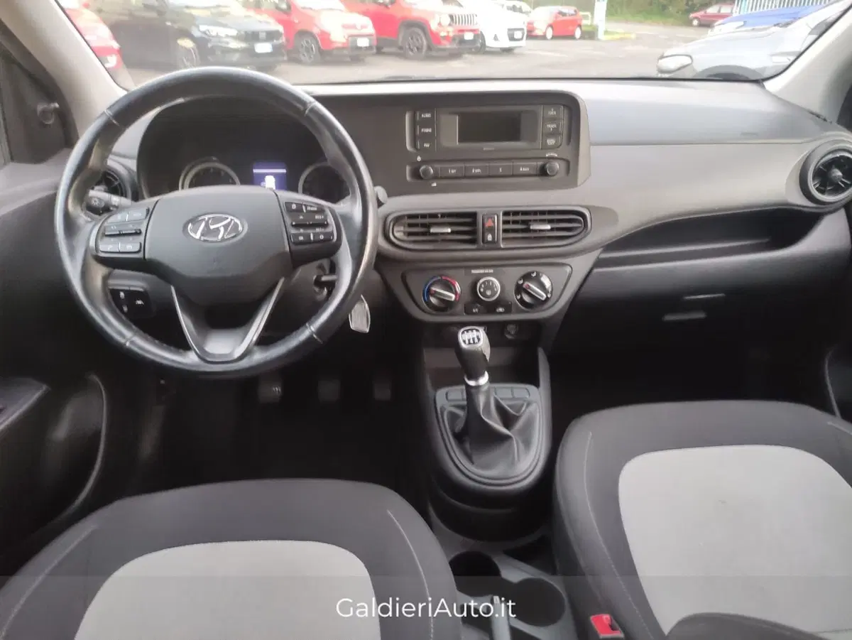 Hyundai i10 usata a Salerno (12)