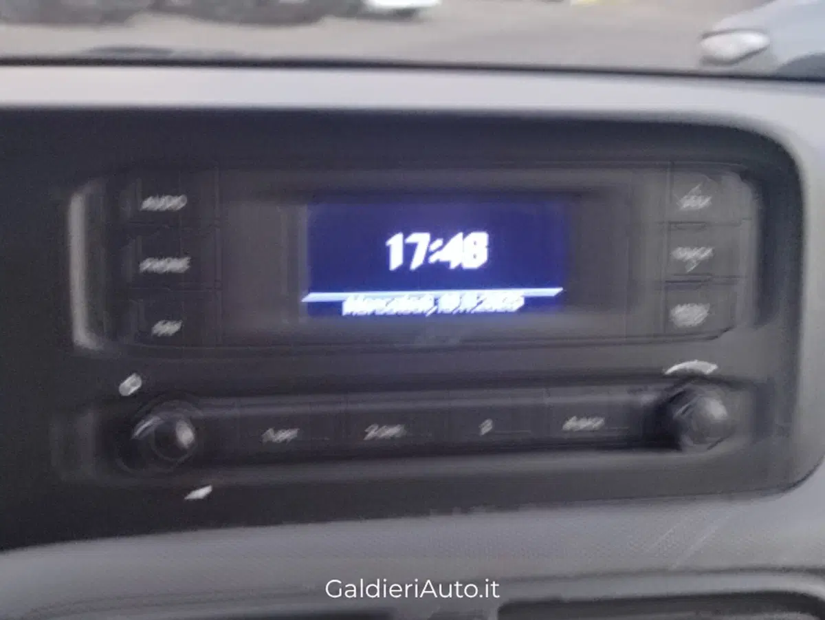 Hyundai i10 usata a Salerno (16)