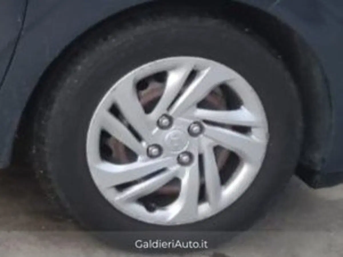 Hyundai i10 usata a Salerno (17)