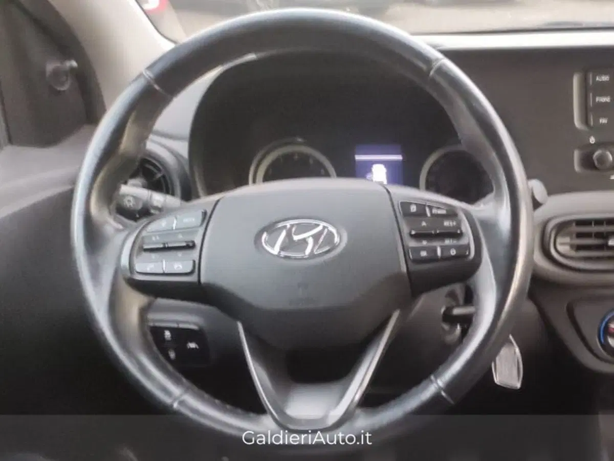 Hyundai i10 usata a Salerno (18)