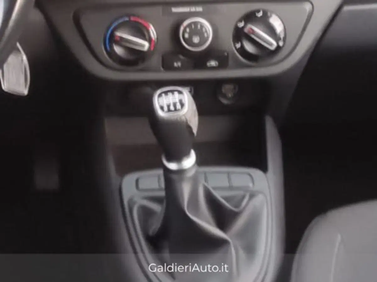 Hyundai i10 usata a Salerno (19)