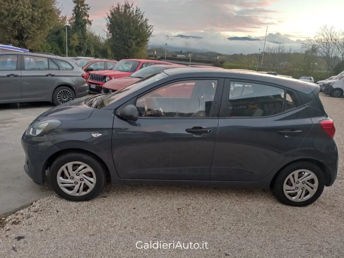 Hyundai i10 usata a Salerno (4)