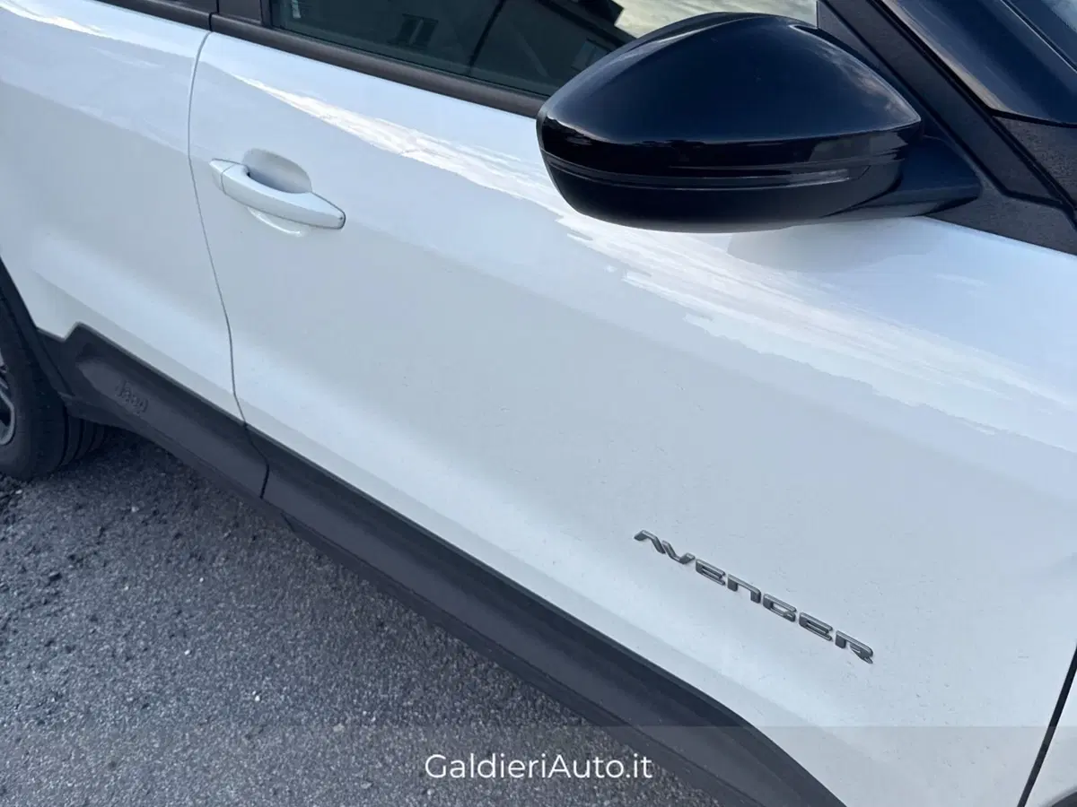 Jeep Avenger usata a Salerno (7)