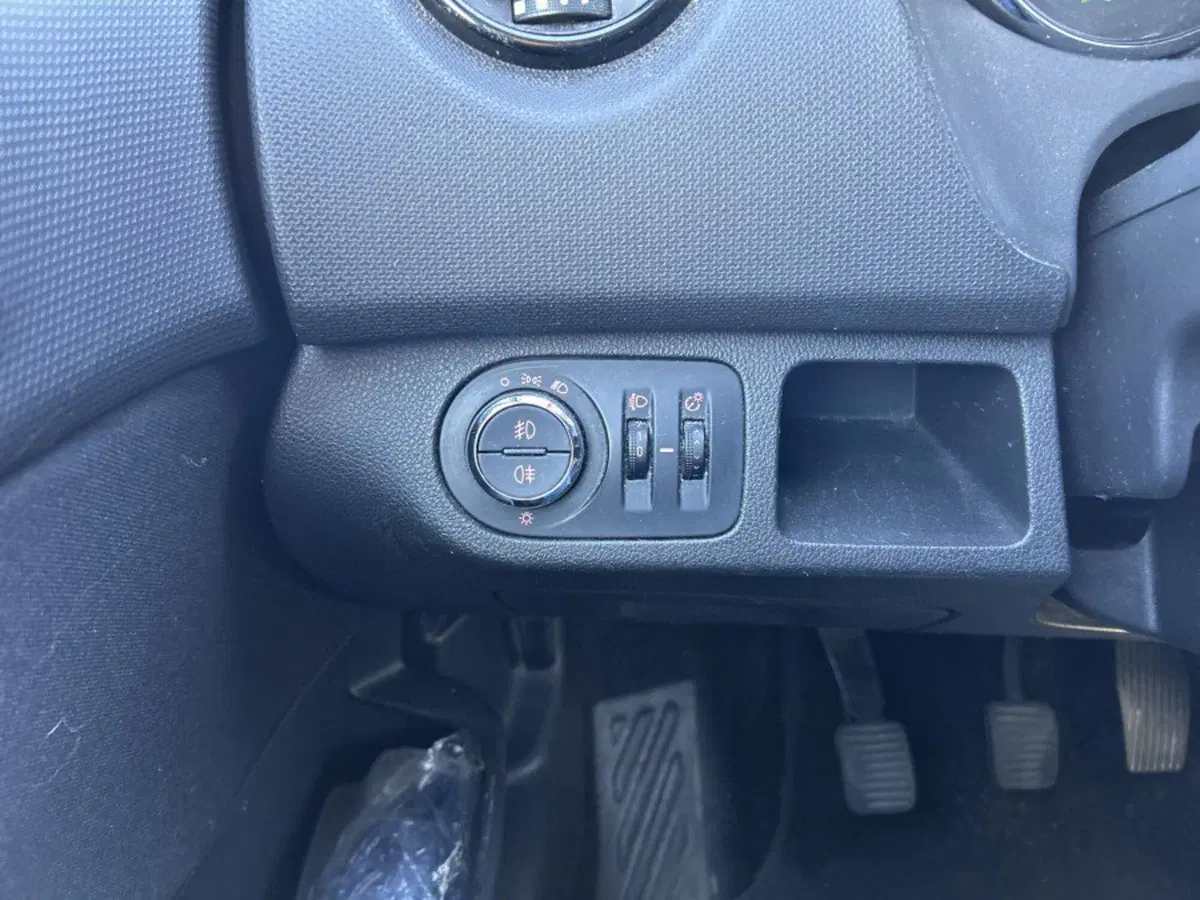Opel Meriva usata a Cuneo (10)