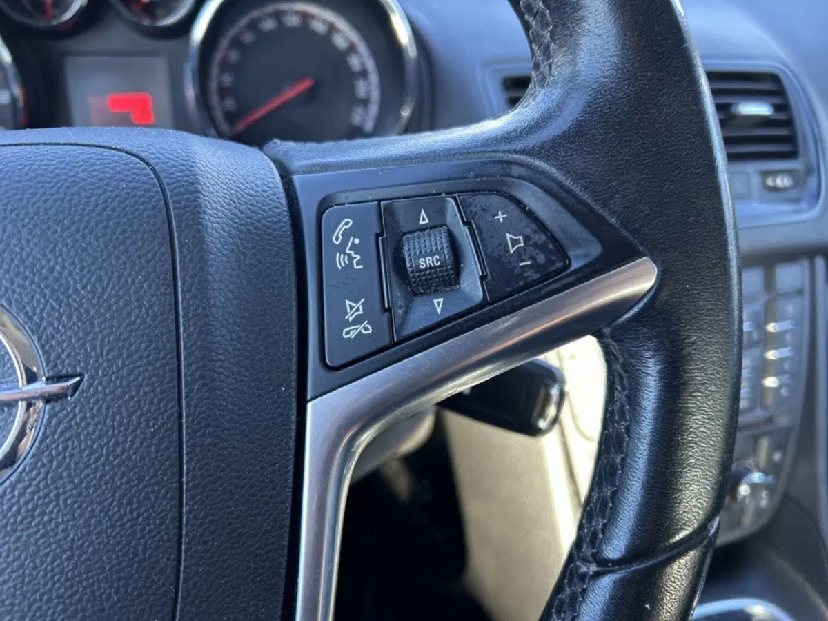 Opel Meriva usata a Cuneo (11)