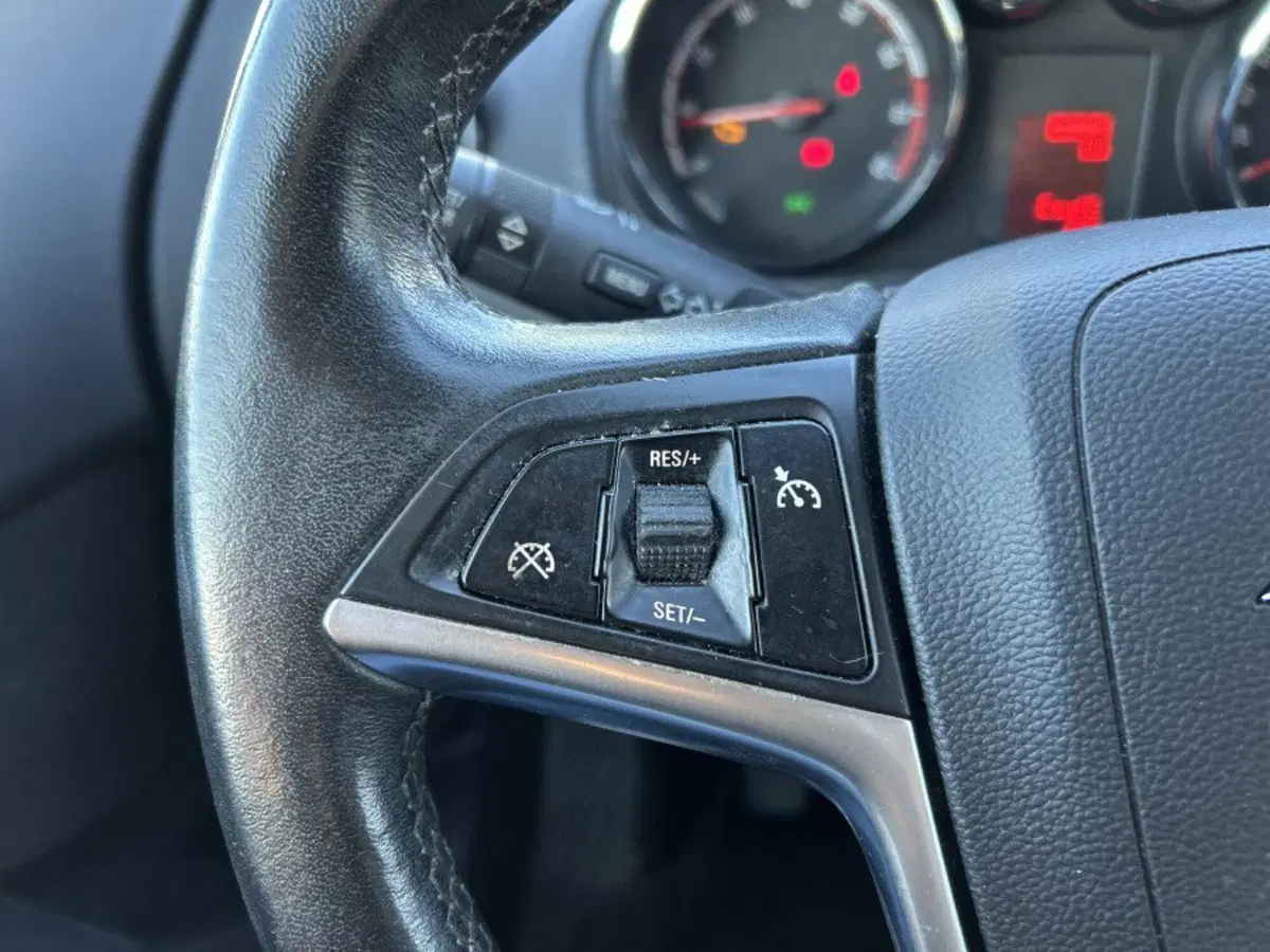 Opel Meriva usata a Cuneo (12)