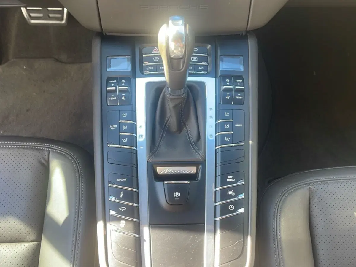 Porsche Macan usata a Frosinone (13)