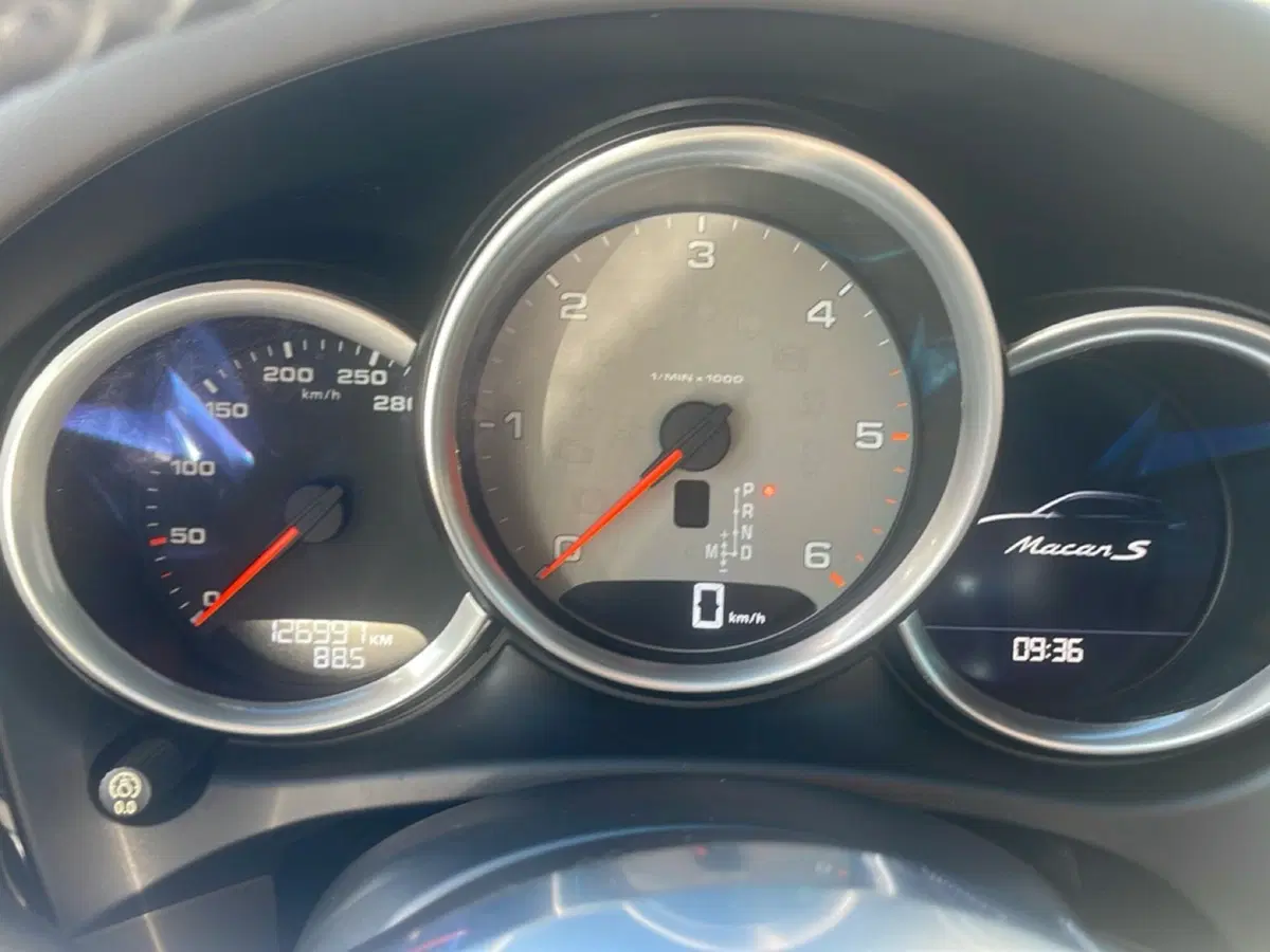 Porsche Macan usata a Frosinone (15)
