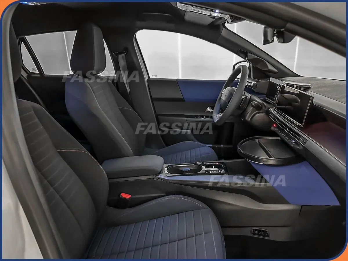 Lancia Ypsilon usata a Milano (14)