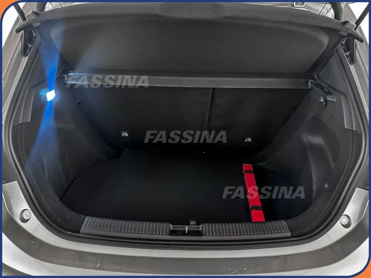 Mg MG3 usata a Milano (11)