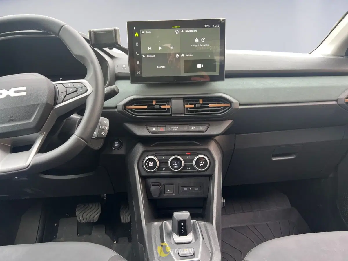 Dacia Sandero Stepway usata a Milano (16)