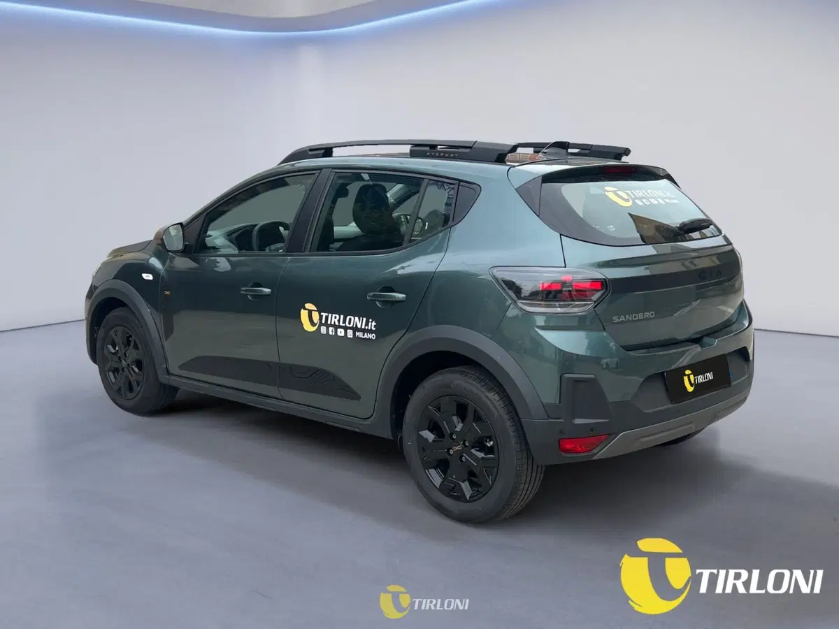 Dacia Sandero Stepway usata a Milano (3)