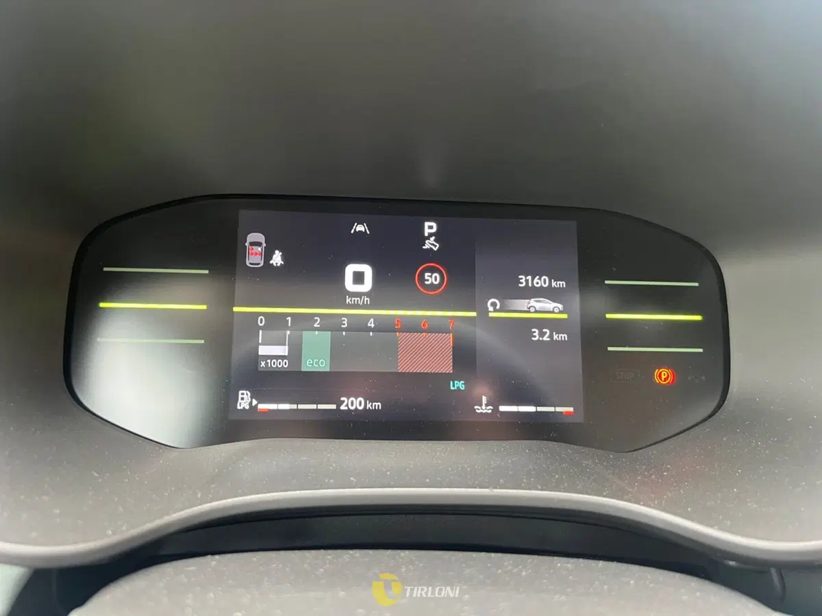 Dacia Sandero Stepway usata a Milano (6)
