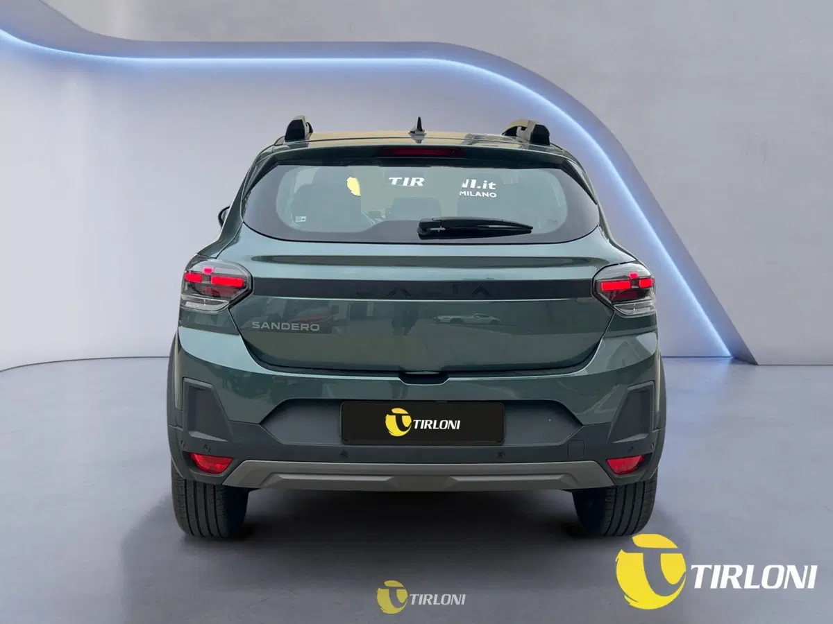 Dacia Sandero Stepway usata a Milano (8)