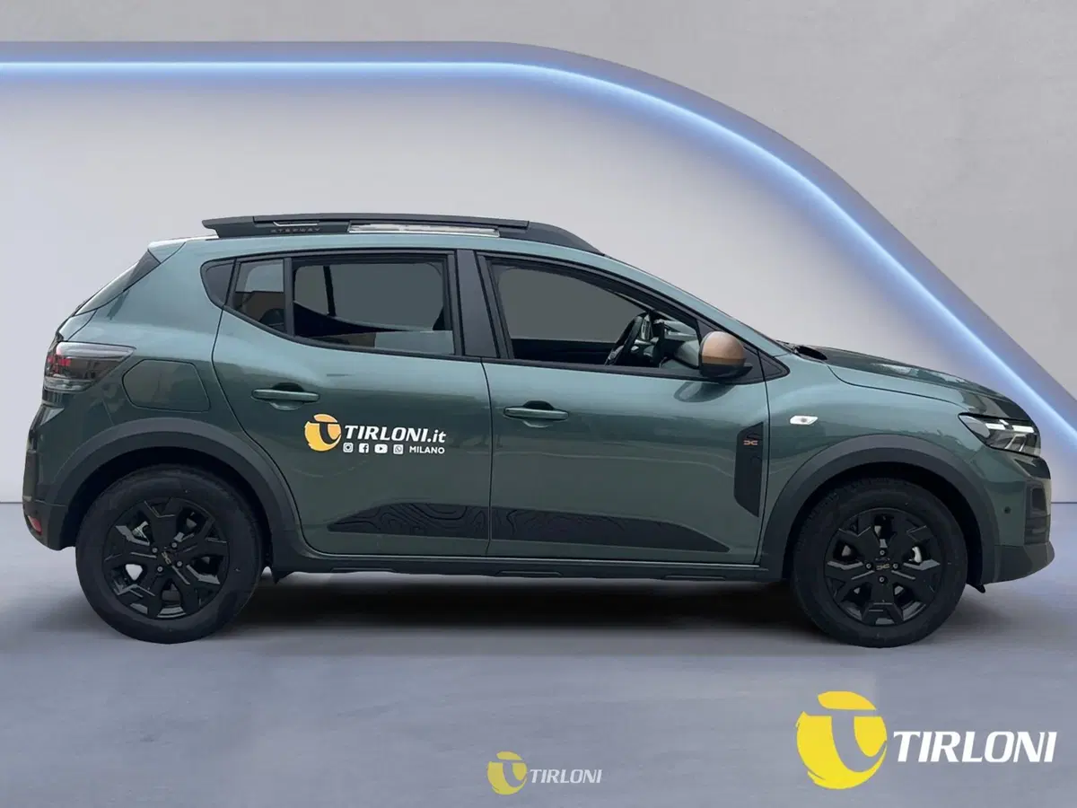 Dacia Sandero Stepway usata a Milano (9)