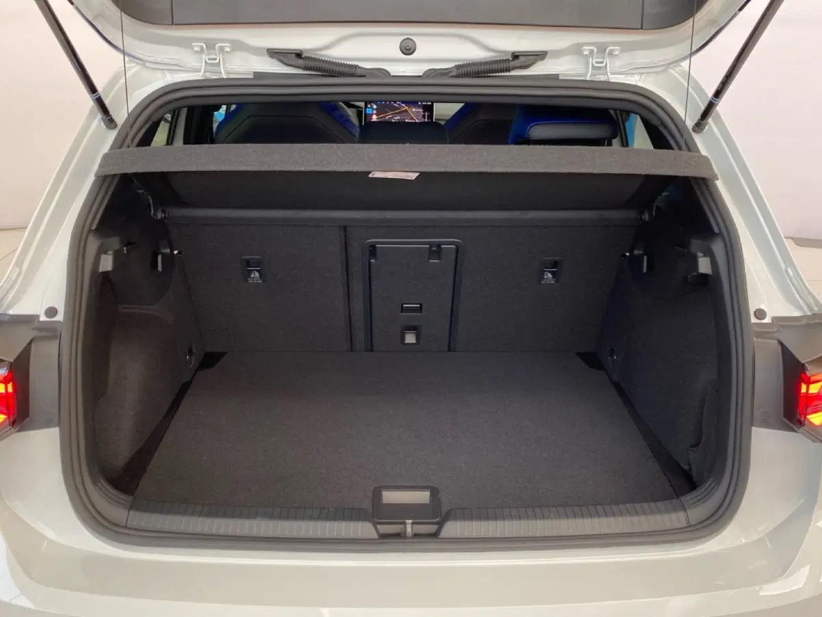 Volkswagen Golf nuova a Lodi (10)