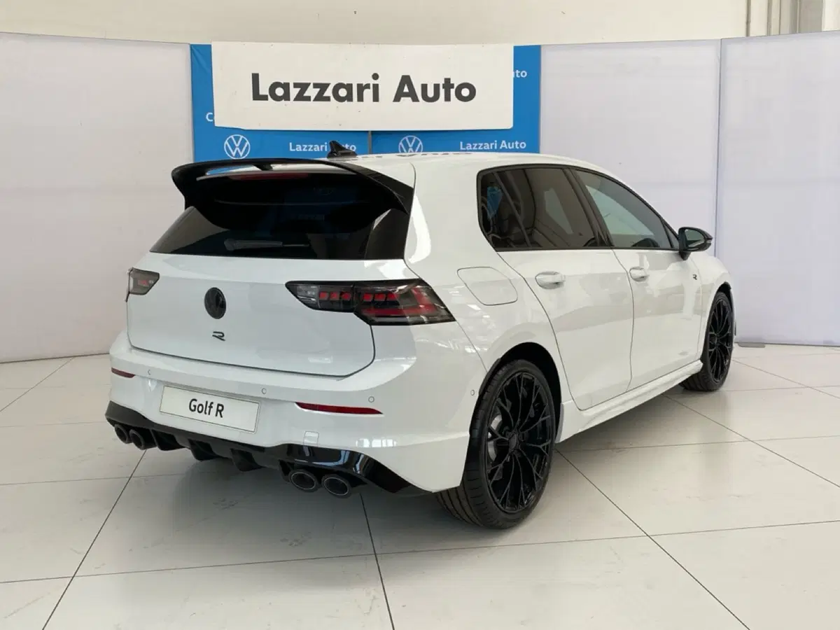 Volkswagen Golf nuova a Lodi (4)
