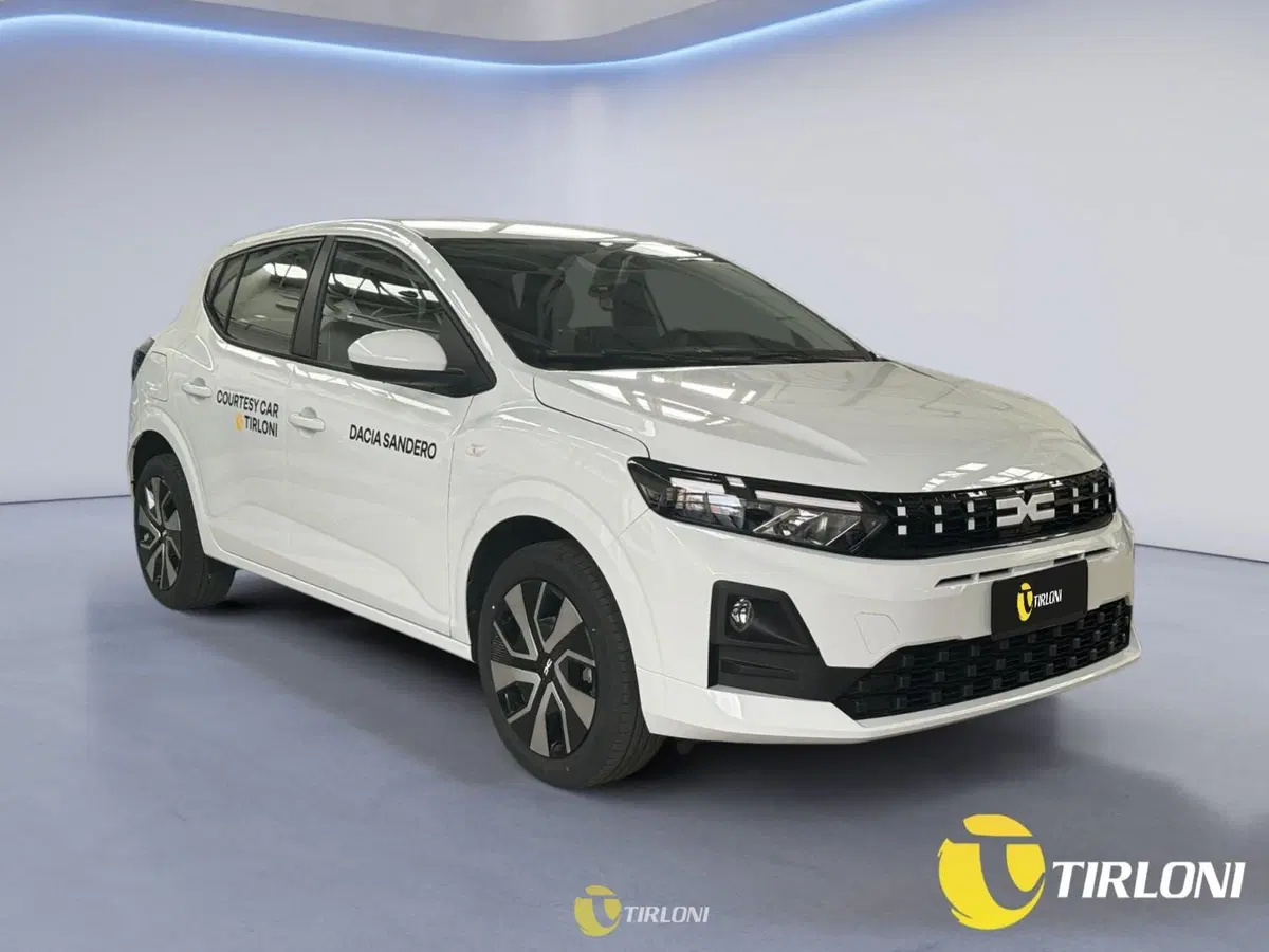 Dacia Sandero usata a Milano (3)