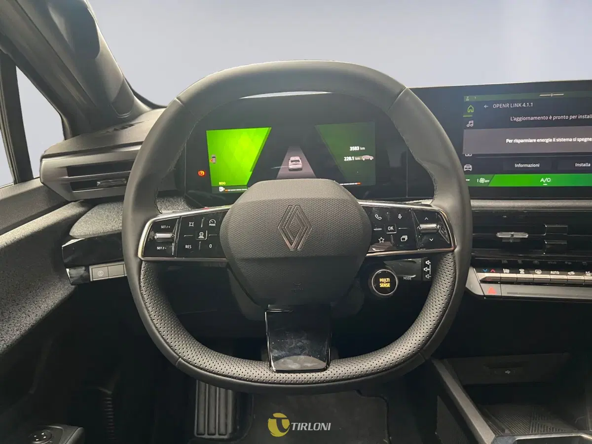 Renault Clio usata a Milano (14)
