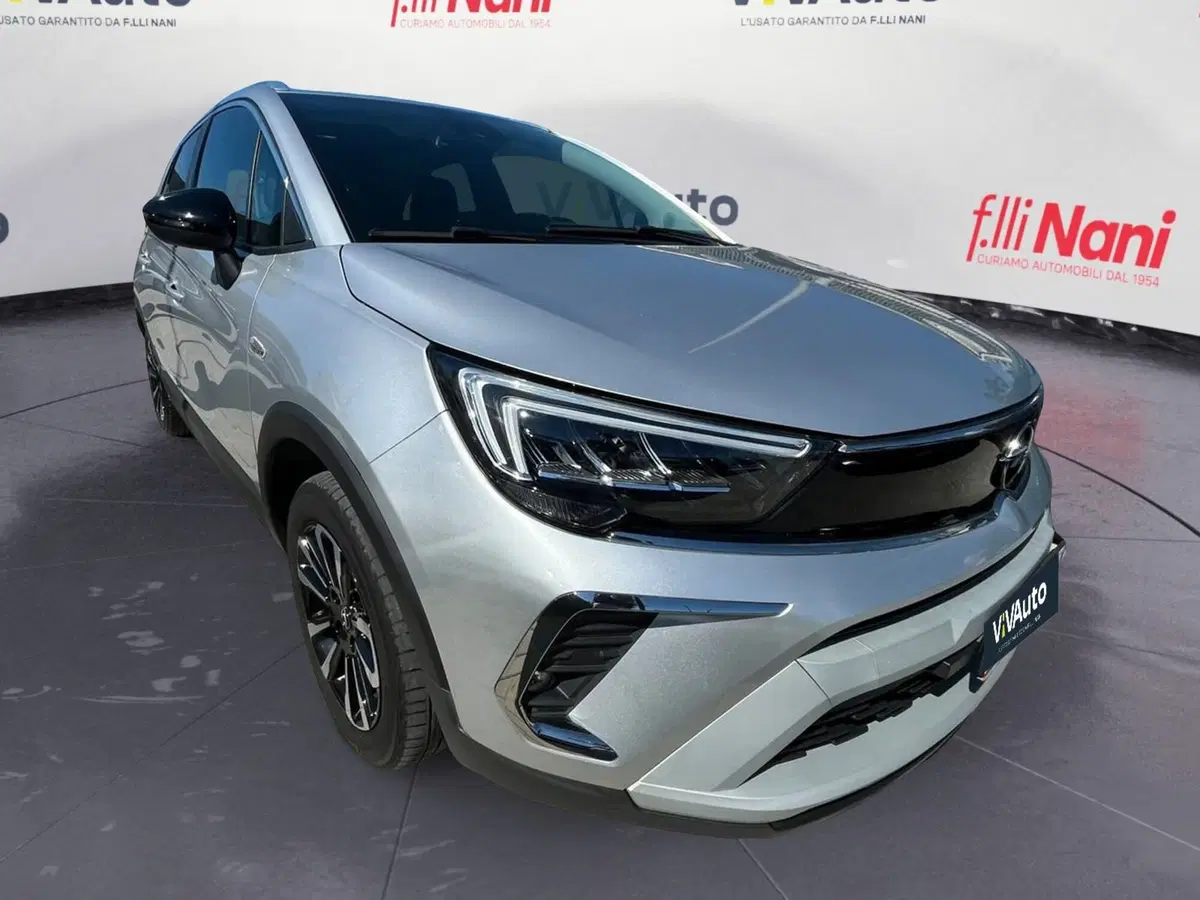Opel Crossland usata a Massa-Carrara (18)