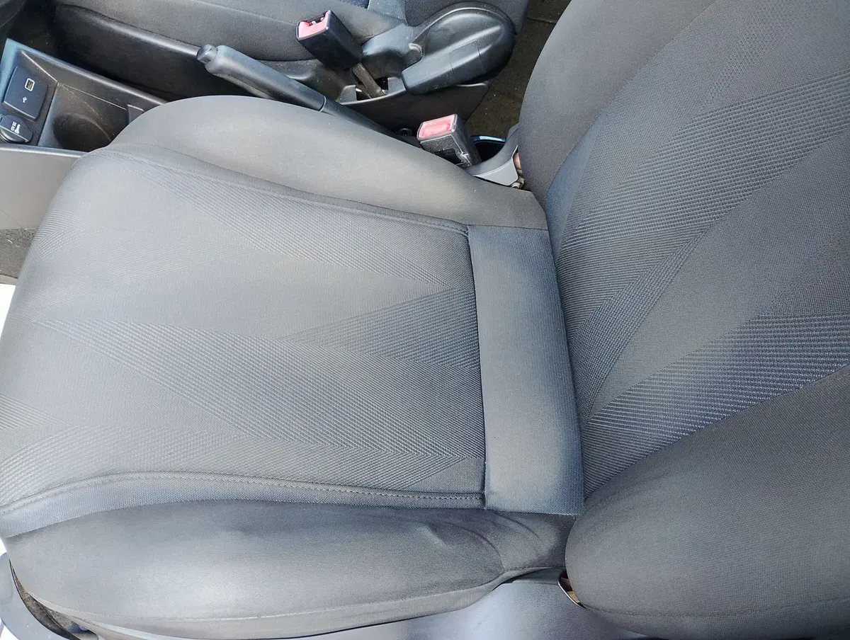 Lancia Ypsilon usata a Ravenna (9)
