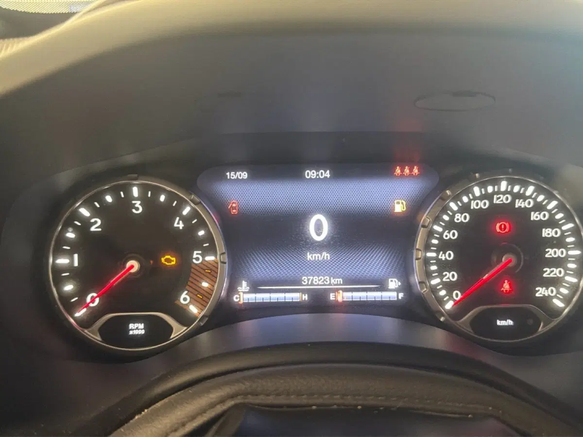 Jeep Renegade usata a Palermo (14)