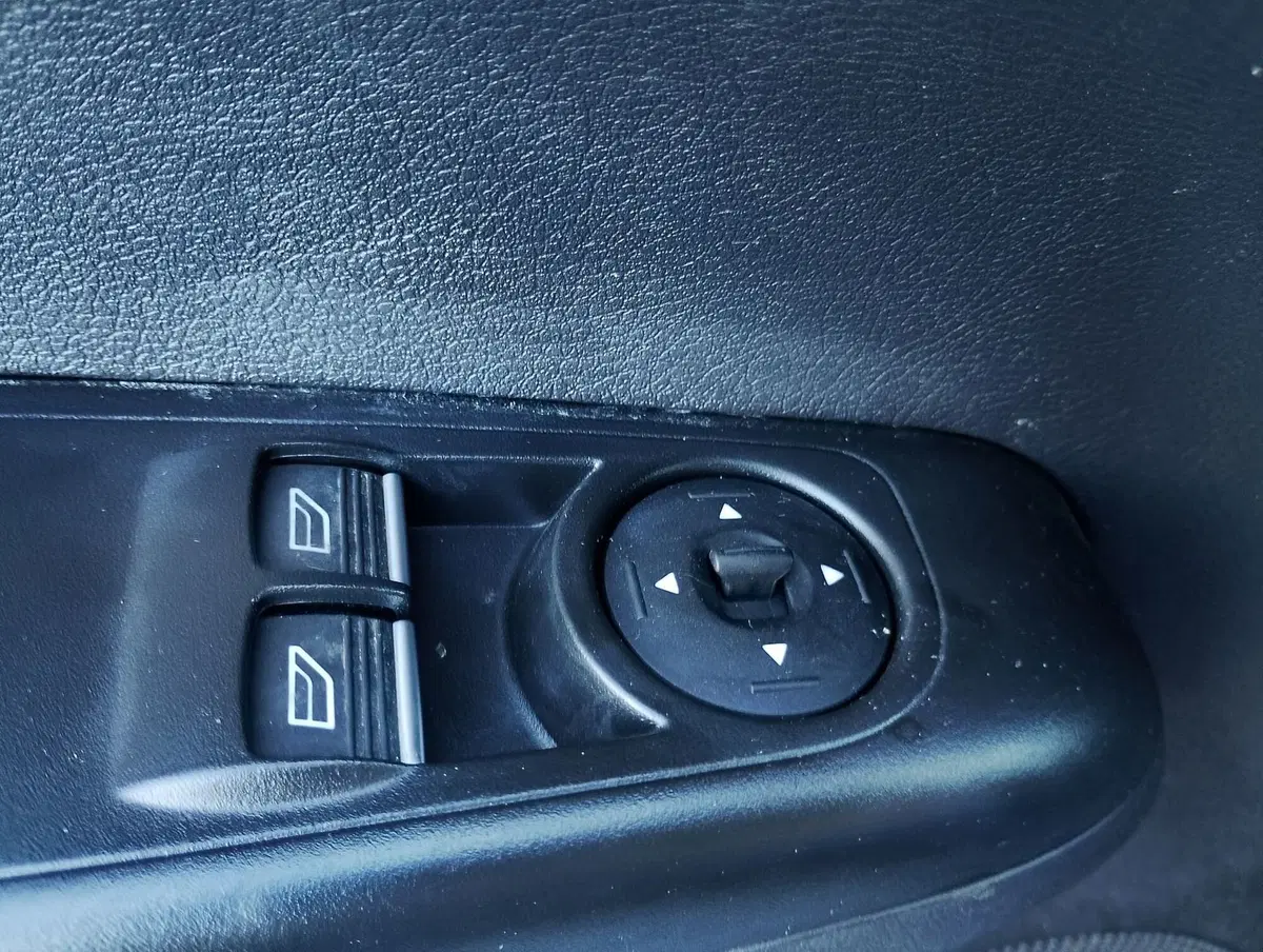 Ford Transit Courier usata a Ravenna (12)