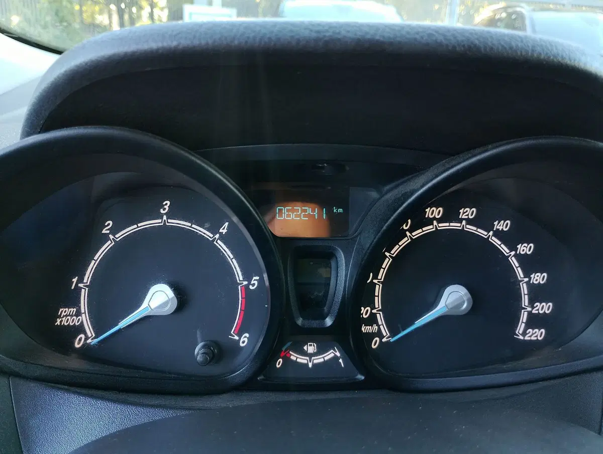 Ford Transit Courier usata a Ravenna (15)